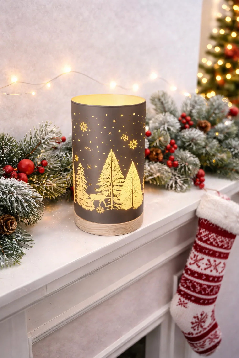 BROWN LED GLASS CYLINDER W/ WOOD BASE