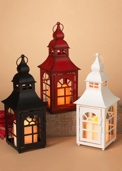 LIGHTED LED LANTERN