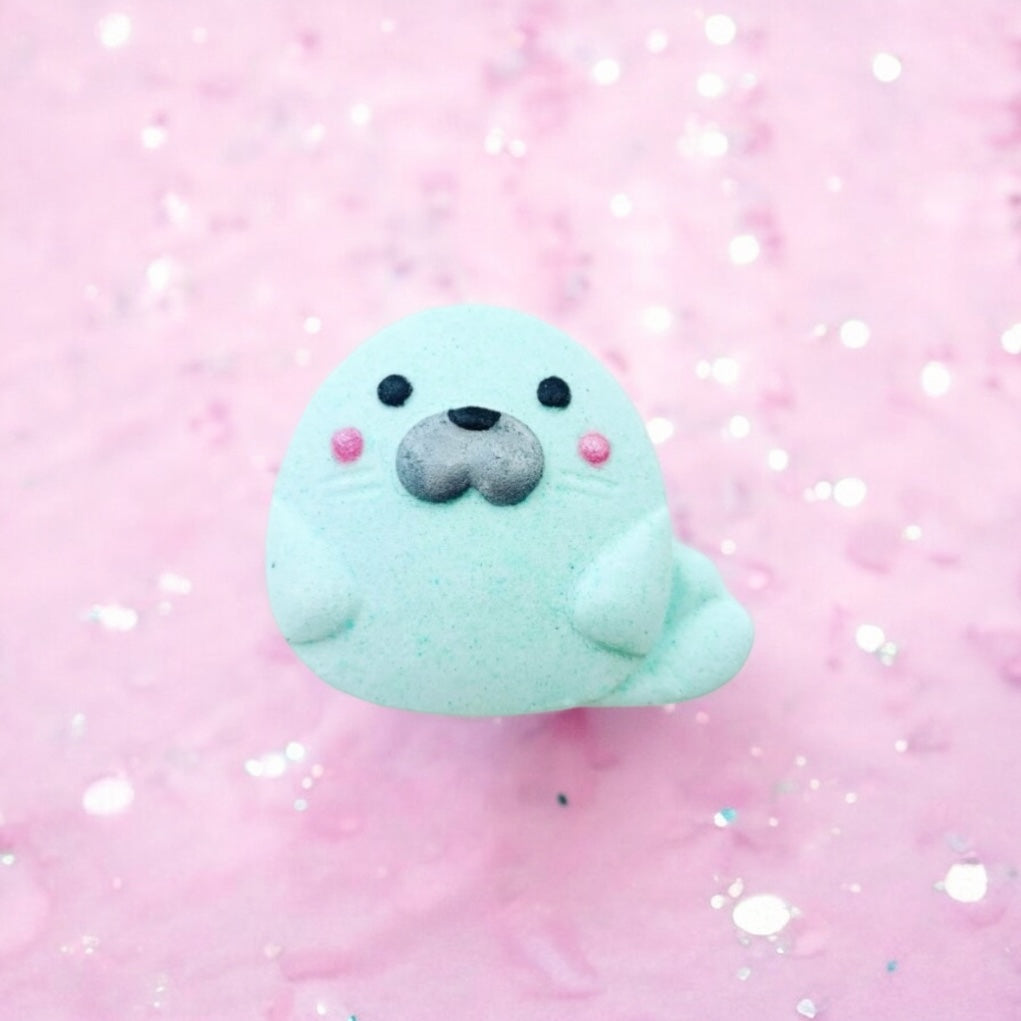 BABY SEAL BATH BOMB