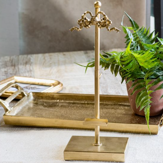 GOLD BOW EASEL