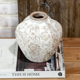 BEIGE HEIRLOOM ACCENT VASE