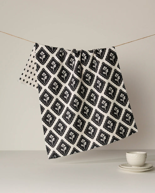 MAGGIE LUXE KITCHEN TEA TOWEL