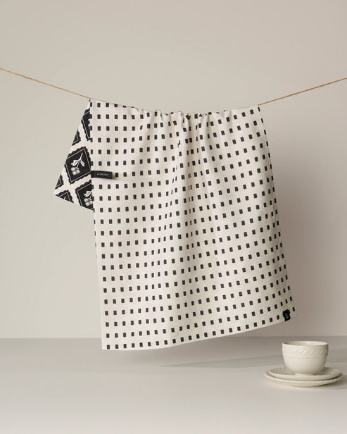 MAGGIE LUXE KITCHEN TEA TOWEL