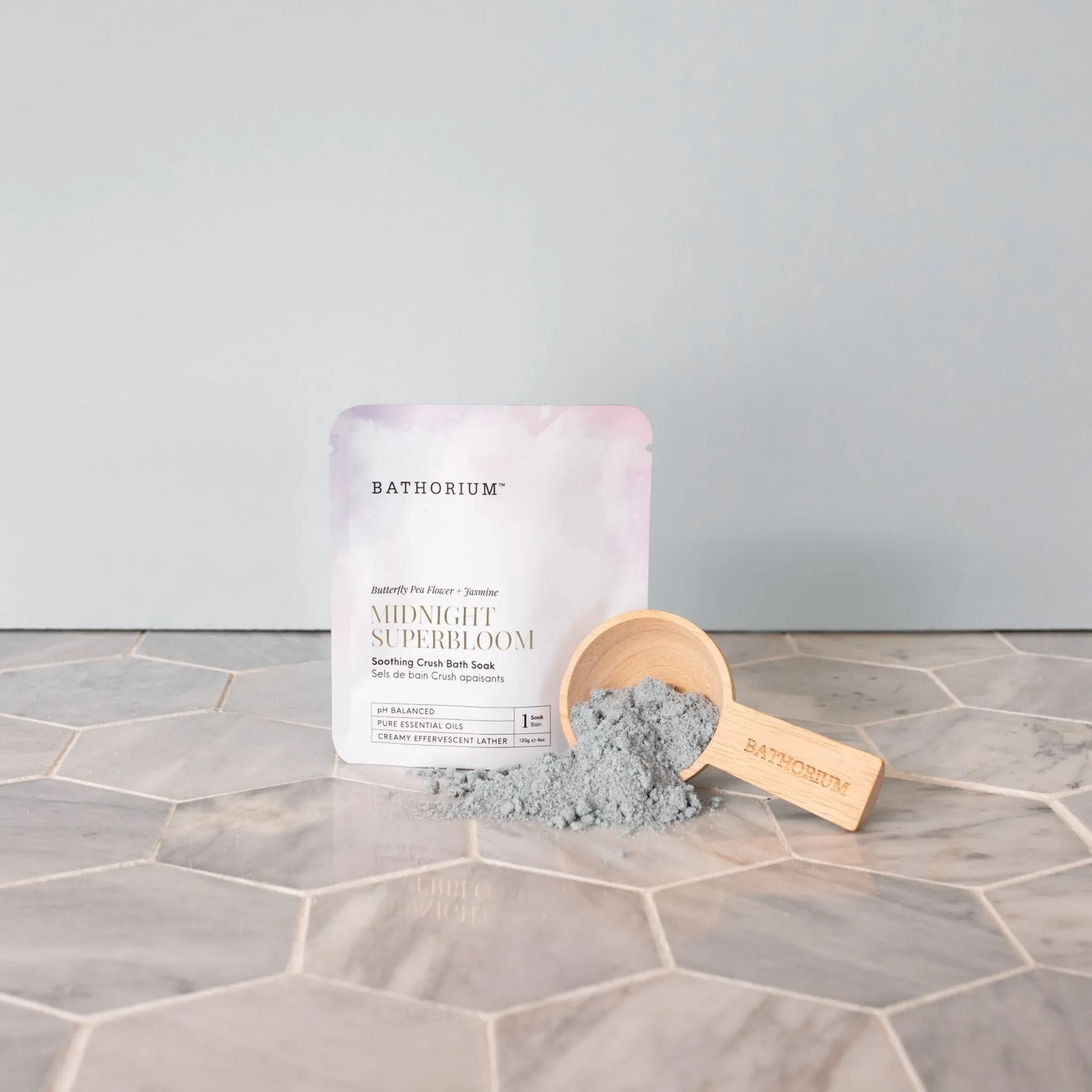 MIDNIGHT SUPERBLOOM BATH SOAK