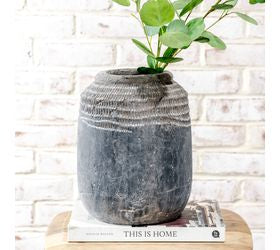 BLACK BOHO VASE