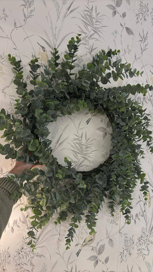 30" EUCALYPTUS WREATH