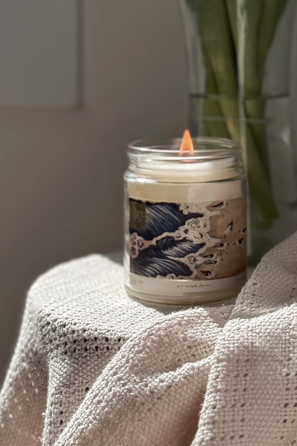 SEA MEETS SHORE 8OZ CANDLE