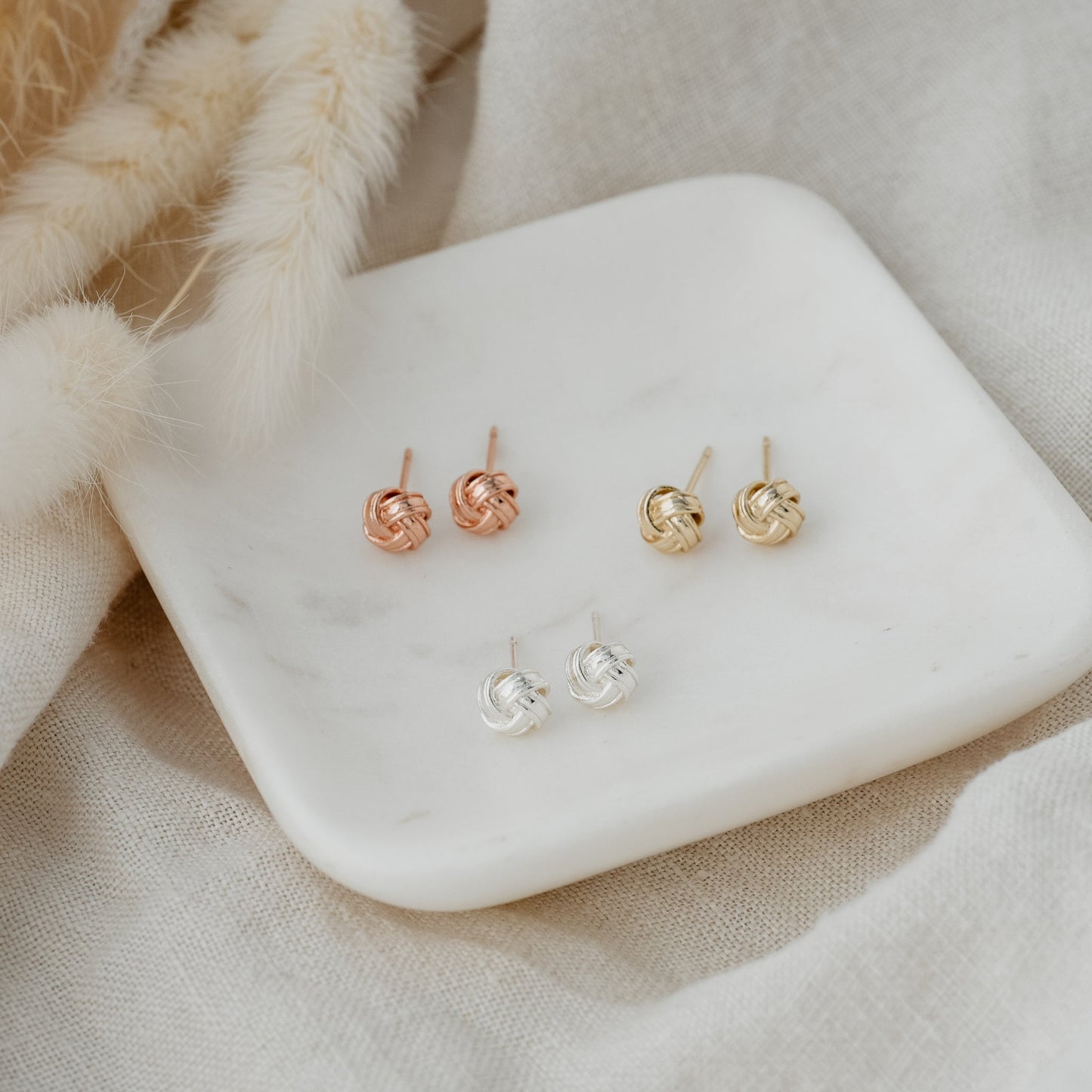 TANGLE STUDS