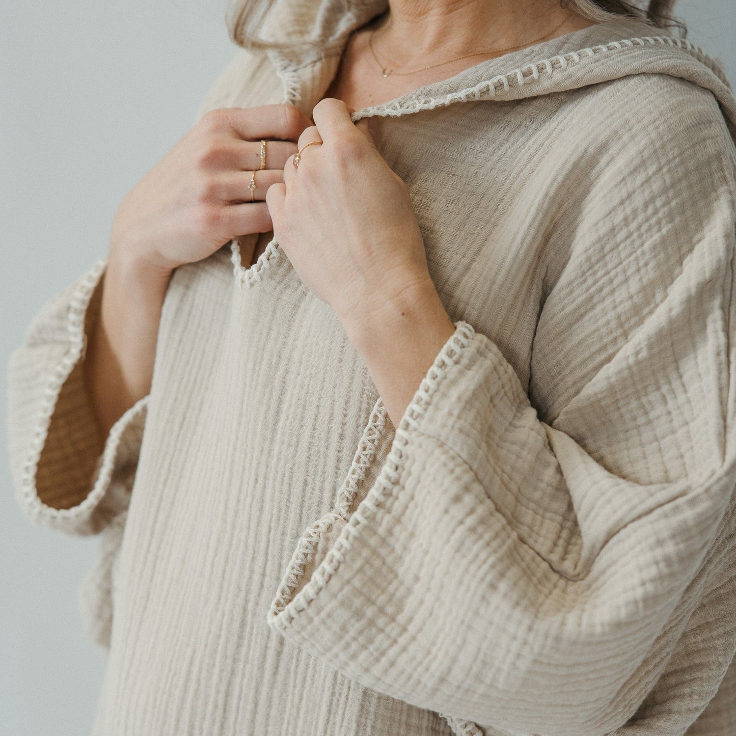 CRINKLE ADULT PONCHO
